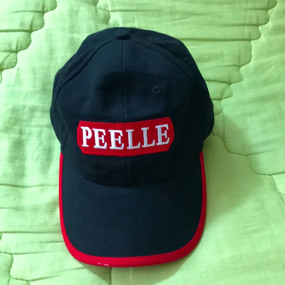 PEELLE hat